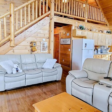 Lazy Bear Lodge Sevierville Eksteriør bilde