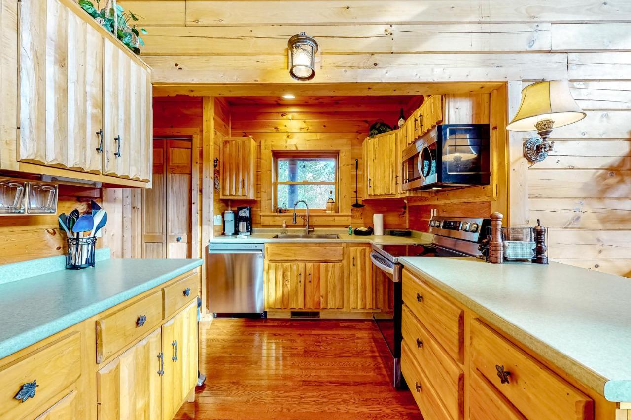 Lazy Bear Lodge Sevierville Eksteriør bilde