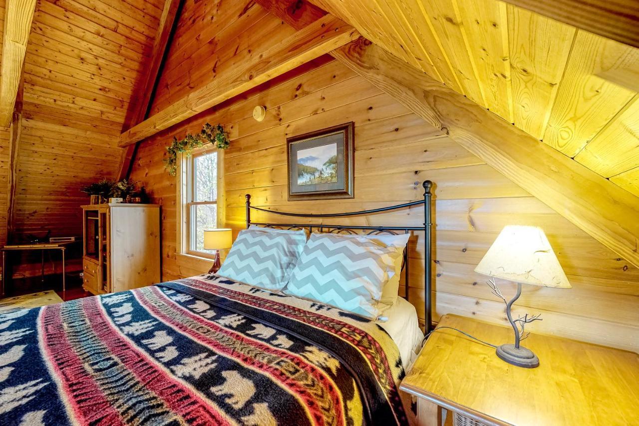 Lazy Bear Lodge Sevierville Eksteriør bilde
