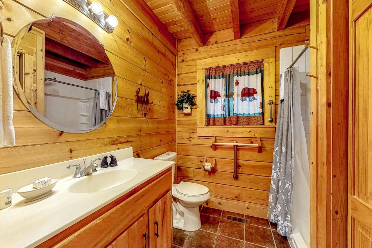 Lazy Bear Lodge Sevierville Eksteriør bilde