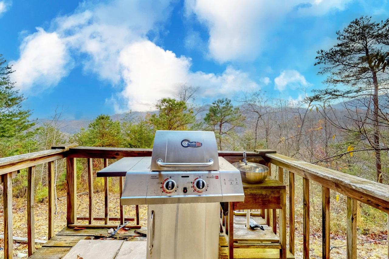 Lazy Bear Lodge Sevierville Eksteriør bilde